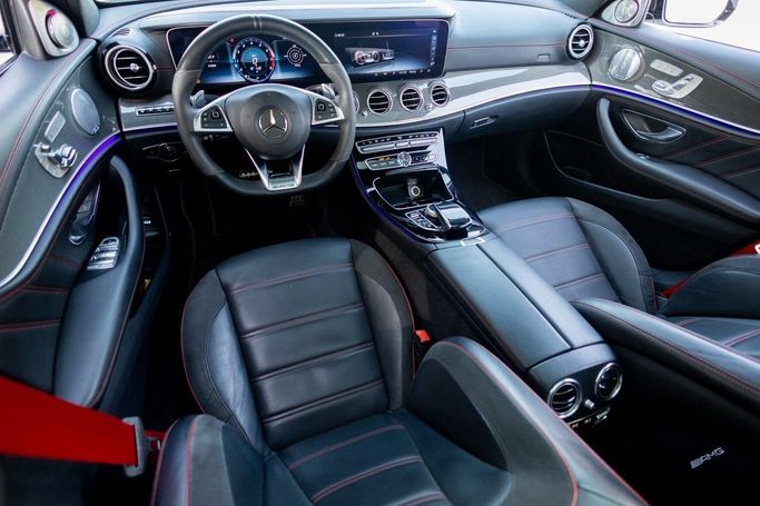 Used Mercedes-Benz E-Class AMG 43 AMG V (W213), 3.0 l, 2018 in Dubai by Linda Cars, White color. Korean Specs | AUTO.AE