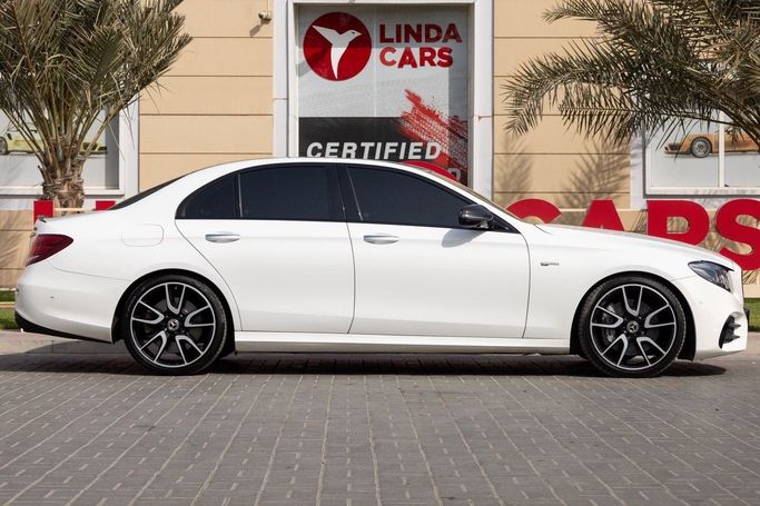 Used Mercedes-Benz E-Class AMG 43 AMG V (W213), 3.0 l, 2018 in Dubai by Linda Cars, White color. Korean Specs | AUTO.AE