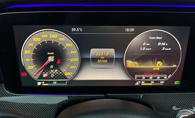 Подержанный Mercedes-Benz E-Class AMG 43 AMG V (W213), 3.0 л, 2017 в Дубае от Saeed Auto Черный цвет. Японская | AUTO.AE