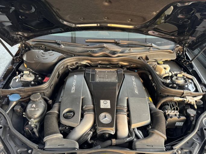 Подержанный Mercedes-Benz E-Class AMG 63 AMG S IV (W212, S212) Рестайлинг, 5.5 л, 2014 в Дубае от Saeed Auto Черный цвет. Японская | AUTO.AE