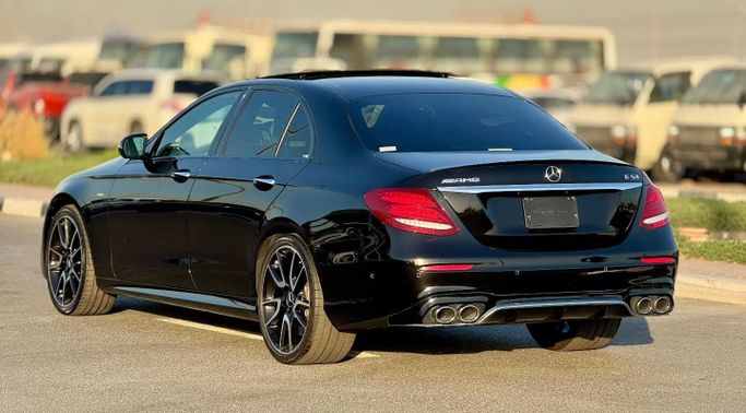 Подержанный Mercedes-Benz E-Class AMG 53 AMG V (W213), 3.0 л, 2019 в Дубае от Saeed Auto Черный цвет. Японская | AUTO.AE
