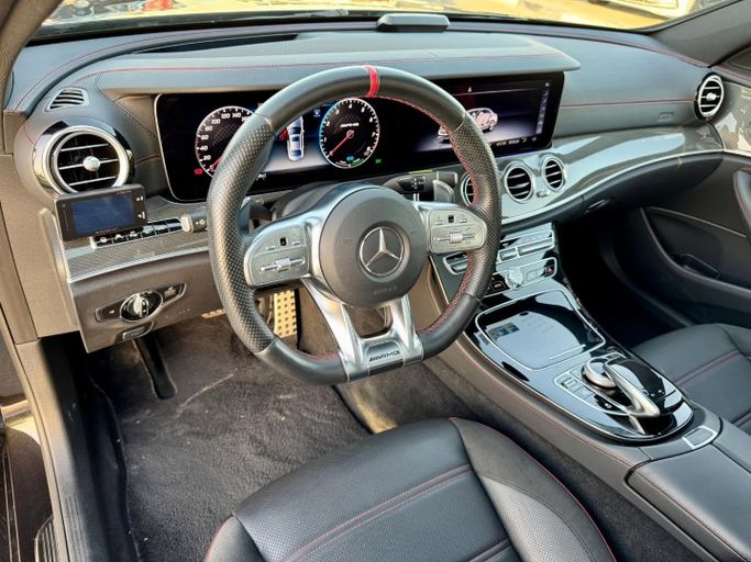 Подержанный Mercedes-Benz E-Class AMG 53 AMG V (W213), 3.0 л, 2019 в Дубае от Saeed Auto Черный цвет. Японская | AUTO.AE