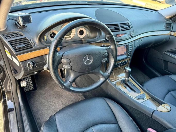 Подержанный Mercedes-Benz E-Class AMG 63 AMG III (W211, S211) Рестайлинг, 6.2 л, 2008 в Дубае от Saeed Auto Черный цвет. Японская | AUTO.AE