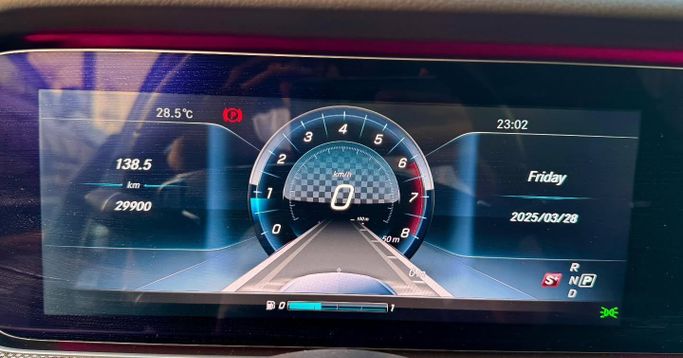 Подержанный Mercedes-Benz E-Class AMG 43 AMG V (W213), 3.0 л, 2017 в Дубае от Saeed Auto Черный цвет. Японская | AUTO.AE