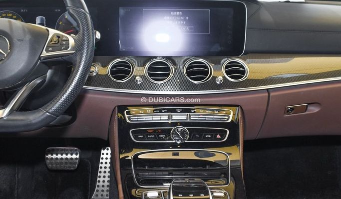 Подержанный Mercedes-Benz E-Class AMG 43 AMG V (W213), 3.0 л, 2017 в Дубае от Ibitisam Motors Черный цвет.  | AUTO.AE