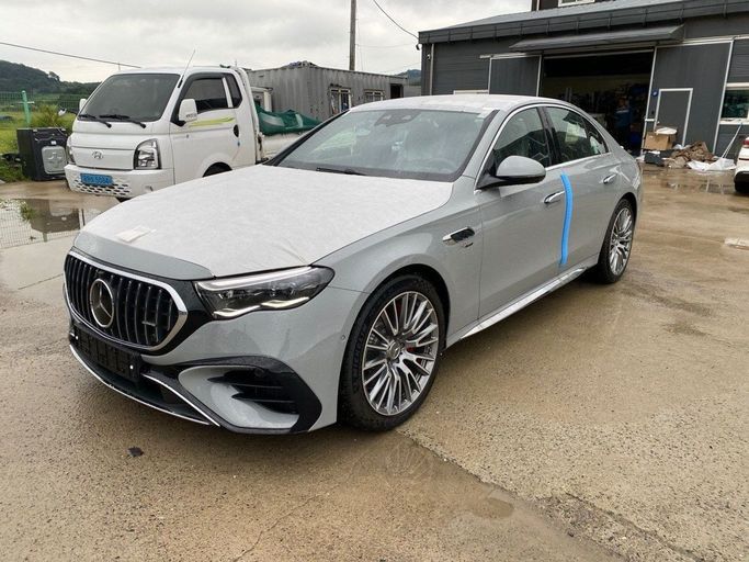 Новый Mercedes-Benz E-Class AMG 53 AMG VI (W214), 3.0 л, 2025 в Дубае от Orient Auto FZE Серебристый цвет. Корейская | AUTO.AE