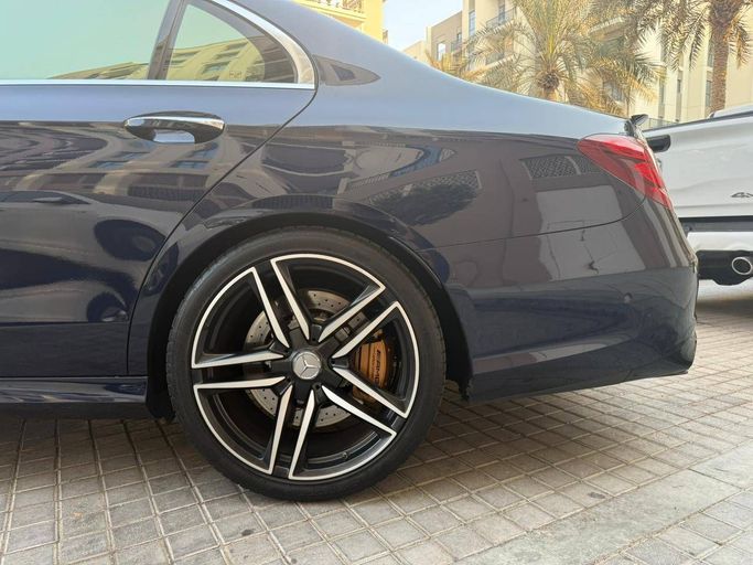 Used Mercedes-Benz E-Class AMG 63 AMG V (W213), 4.0 l, 2018 in Dubai, Navy Blue color. Korean Specs | AUTO.AE
