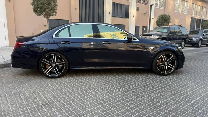 Used Mercedes-Benz E-Class AMG 63 AMG V (W213), 4.0 l, 2018 in Dubai, Navy Blue color. Korean Specs | AUTO.AE