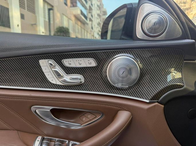 Used Mercedes-Benz E-Class AMG 63 AMG V (W213), 4.0 l, 2018 in Dubai, Navy Blue color. Korean Specs | AUTO.AE