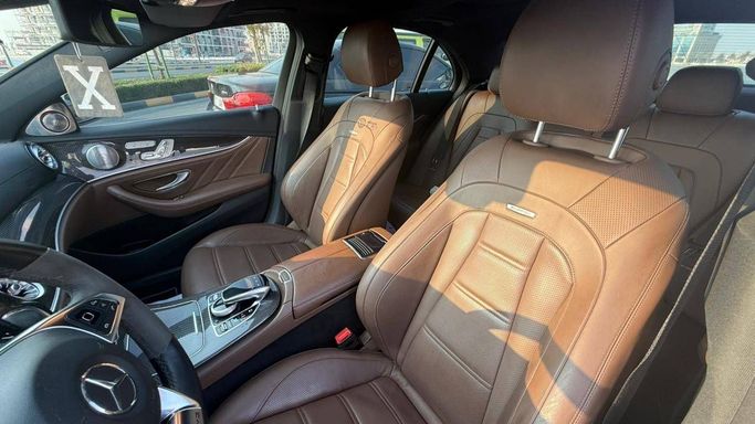 Used Mercedes-Benz E-Class AMG 63 AMG V (W213), 4.0 l, 2018 in Dubai, Navy Blue color. Korean Specs | AUTO.AE