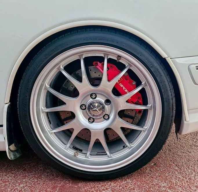 Подержанный Mercedes-Benz E-Class AMG 55 AMG II (W210, S210) Рестайлинг, 5.4 л, 2000 в Дубае от Best Car Белый цвет. Японская | AUTO.AE