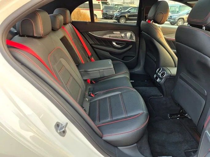 Подержанный Mercedes-Benz E-Class AMG 53 AMG V (W213), 3.0 л, 2019 в Дубае от Best Car Белый цвет. Японская | AUTO.AE