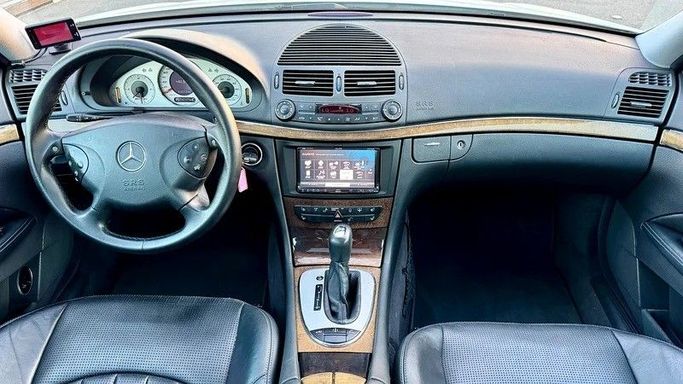 Подержанный Mercedes-Benz E-Class AMG 55 AMG III (W211, S211), 5.4 л, 2003 в Дубае от Best Car Белый цвет. Японская | AUTO.AE