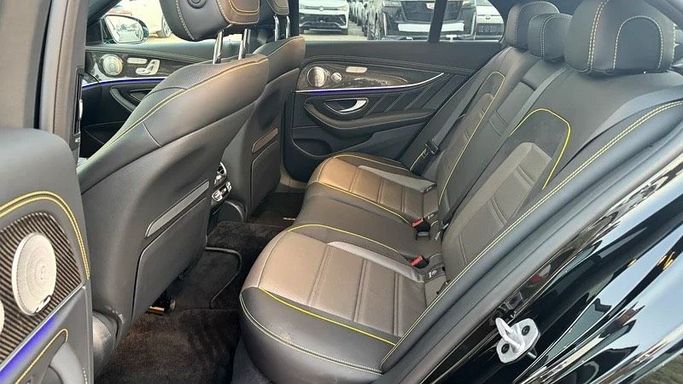 Подержанный Mercedes-Benz E-Class AMG 63 AMG S V (W213) Рестайлинг, 4.0 л, 2021 в Дубае от Lucky Star Motors Черный цвет. Японская | AUTO.AE