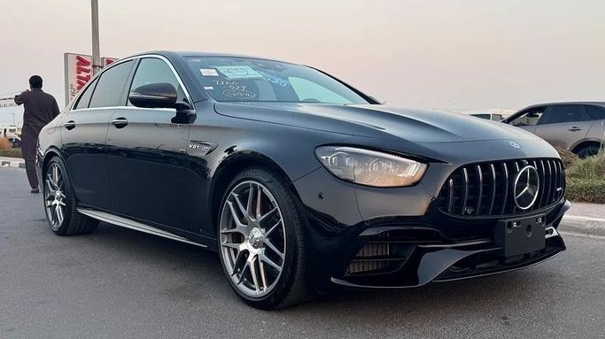 Подержанный Mercedes-Benz E-Class AMG 63 AMG S V (W213) Рестайлинг, 4.0 л, 2021 в Дубае от Lucky Star Motors Черный цвет. Японская | AUTO.AE