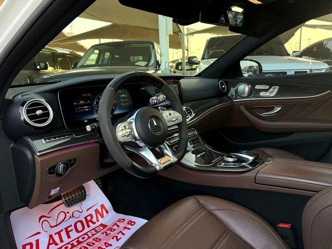 Подержанный Mercedes-Benz E-Class AMG 63 AMG V (W213), 4.0 л, 2019 в Дубае от Platform Used Cars Белый цвет.  | AUTO.AE