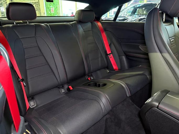 جديدة Mercedes-Benz E-Class AMG 53 AMG عملية فيس ليفت V (W213)، 3.0 لتر، 2023 في الإمارات، دبي من GE Motors، اللون أبيض. المواصفات الكورية | AUTO.AE | إعلان #295439 — صورة 13 من 17