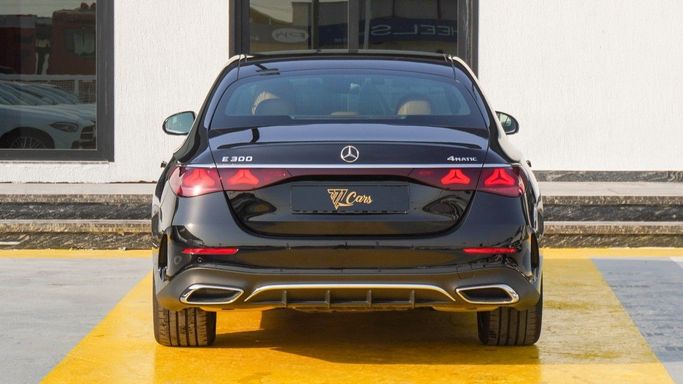 Новый Mercedes-Benz E-Class 350 VI (W214, S214), 2.0 л, 2024 в Дубае от 777 CARS Черный цвет. Европейская | AUTO.AE