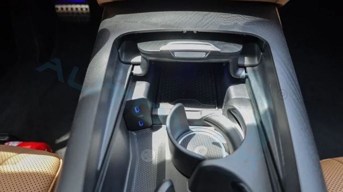 New Mercedes-Benz E-Class 300 VI (W214, S214), 2.0 l, 2025 in Dubai by Auto Max Group, Black color. GCC Specs | AUTO.AE