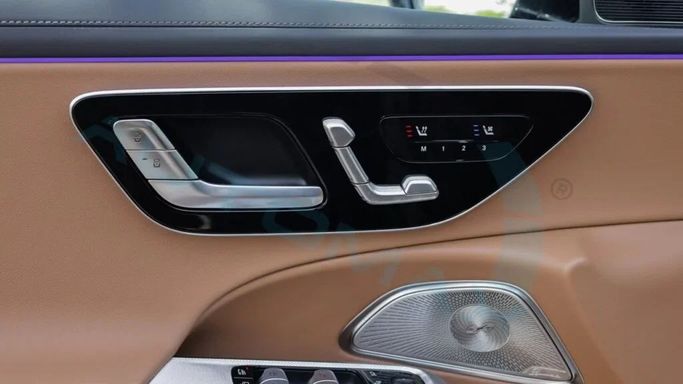 New Mercedes-Benz E-Class 300 VI (W214, S214), 2.0 l, 2025 in Dubai by Auto Max Group, Black color. GCC Specs | AUTO.AE