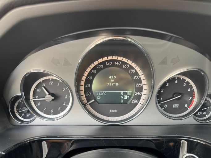 Подержанный Mercedes-Benz E-Class 350 IV (W212, S212, C207), 3.5 л, 2011 в Дубае от Saeed Auto Черный цвет. Японская | AUTO.AE