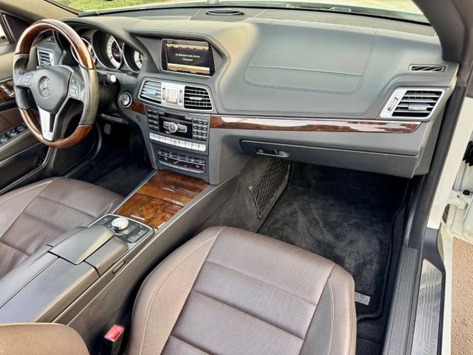 Подержанный Mercedes-Benz E-Class 350 IV (W212, S212, C207) Рестайлинг, 3.5 л, 2014 в Дубае от Saeed Auto Белый цвет. Японская | AUTO.AE