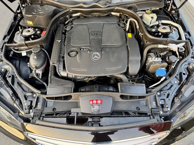 Подержанный Mercedes-Benz E-Class 300 V (W213, S213, C238), 2.0 л, 2016 в Дубае от Saeed Auto Черный цвет. Японская | AUTO.AE