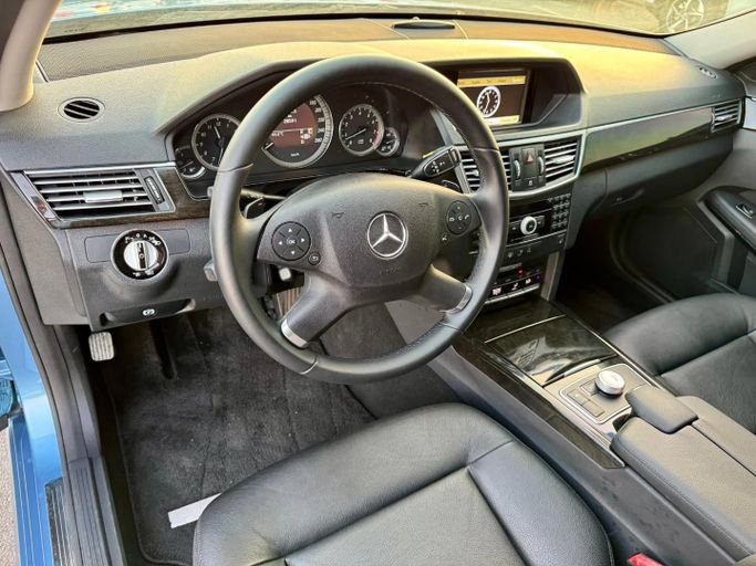Подержанный Mercedes-Benz E-Class 350 IV (W212, S212, C207), 3.5 л, 2010 в Дубае от Saeed Auto Другой цвет цвет. Японская | AUTO.AE