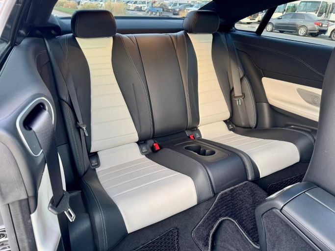 Used Mercedes-Benz E-Class 450 V (W213, S213, C238), 3.0 l, 2019 in Dubai by Saeed Auto, Silver color. Japanese Specs | AUTO.AE