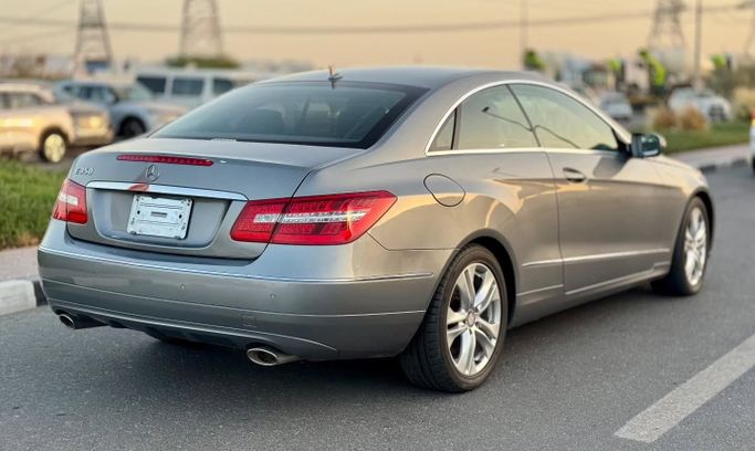 Used Mercedes-Benz E-Class 350 IV (W212, S212, C207), 3.5 l, 2010 in Dubai by Saeed Auto, Silver color. Japanese Specs | AUTO.AE