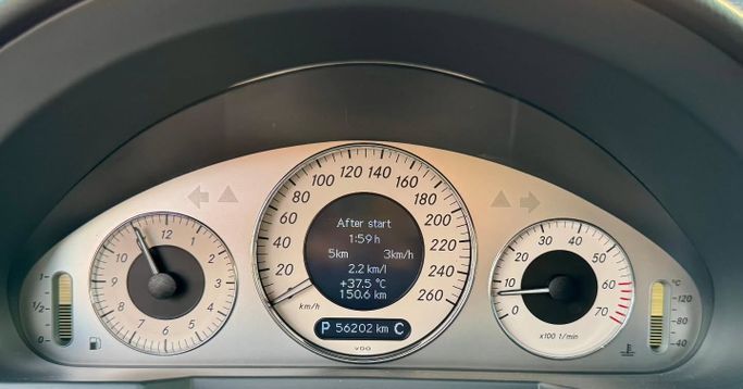 Used Mercedes-Benz E-Class 320 III (W211, S211), 3.2 l, 2005 in Dubai by Saeed Auto, Black color. Japanese Specs | AUTO.AE