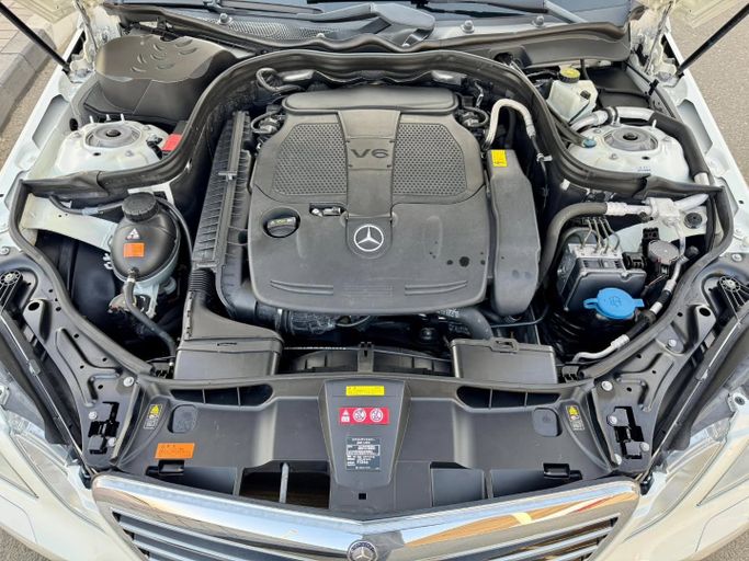 Used Mercedes-Benz E-Class 350 IV (W212, S212, C207), 3.5 l, 2012 in Dubai by Saeed Auto, White color. Japanese Specs | AUTO.AE