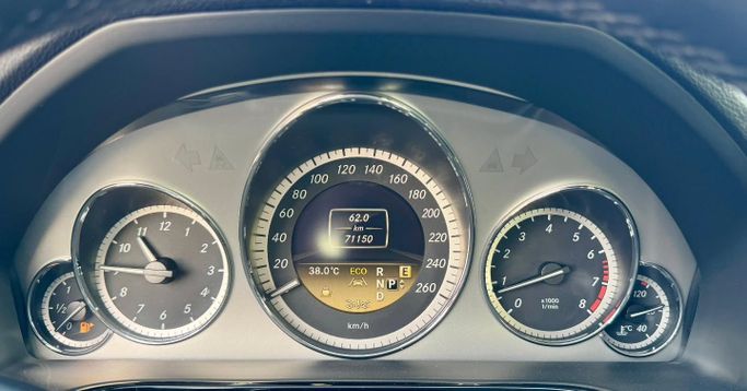 Used Mercedes-Benz E-Class 350 IV (W212, S212, C207), 3.5 l, 2012 in Dubai by Saeed Auto, White color. Japanese Specs | AUTO.AE