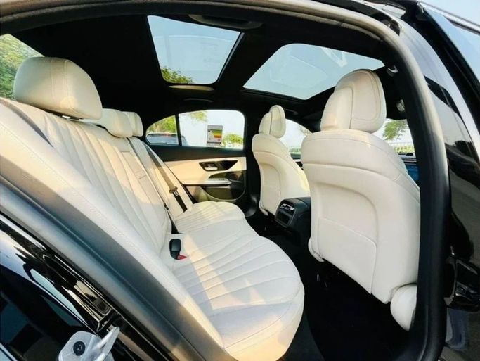 Новый Mercedes-Benz E-Class 200 VI (W214, S214), 2.0 л, 2025 в Дубае от Ideal Cars LLC Серый цвет. GCC | AUTO.AE