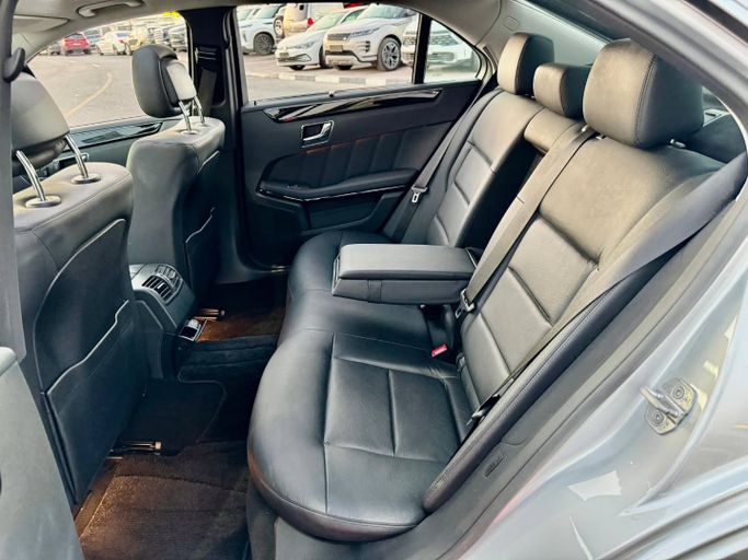 Подержанный Mercedes-Benz E-Class 350 IV (W212, S212, C207), 3.5 л, 2009 в Дубае от Saeed Auto Серебристый цвет. Японская | AUTO.AE