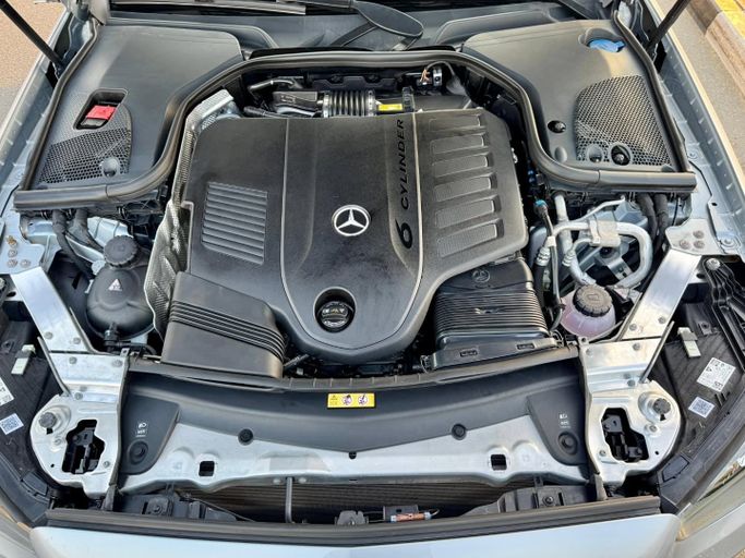 Подержанный Mercedes-Benz E-Class 450 V (W213, S213, C238) Рестайлинг, 3.0 л, 2022 в Дубае от Saeed Auto Серый цвет. Японская | AUTO.AE