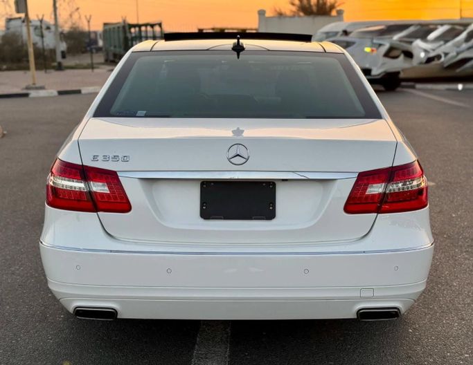 Used Mercedes-Benz E-Class 350 IV (W212, S212, C207) Facelift, 3.5 l, 2013 in Dubai by Saeed Auto, White color. Japanese Specs | AUTO.AE