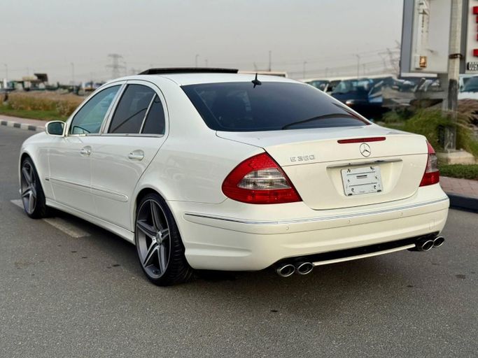 Подержанный Mercedes-Benz E-Class 350 III (W211, S211) Рестайлинг, 3.5 л, 2006 в Дубае от Saeed Auto Белый цвет. Японская | AUTO.AE