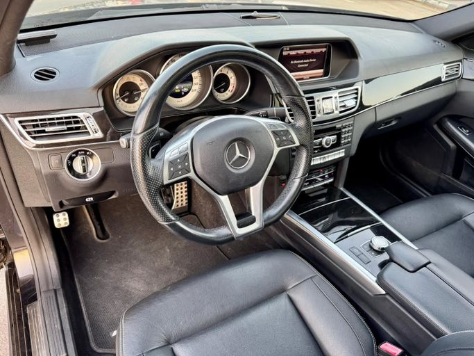 Used Mercedes-Benz E-Class 300 IV (W212, S212, C207) Facelift, 3.5 l, 2014 in Dubai by Saeed Auto, Black color. Japanese Specs | AUTO.AE