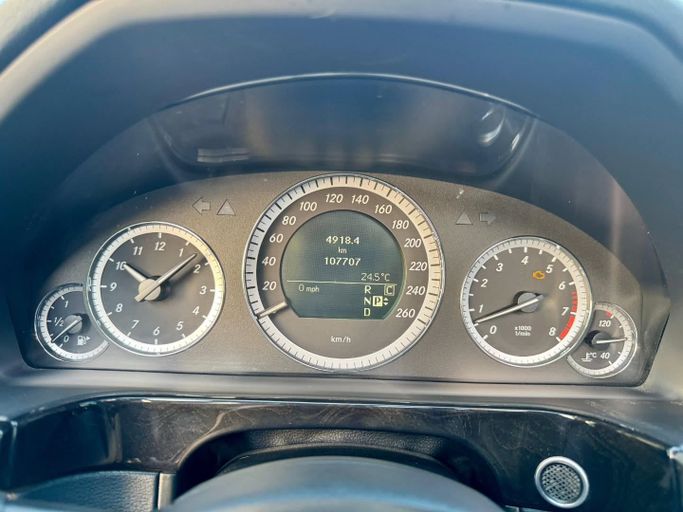 Подержанный Mercedes-Benz E-Class 350 IV (W212, S212, C207), 3.5 л, 2009 в Дубае от Saeed Auto Белый цвет. Японская | AUTO.AE