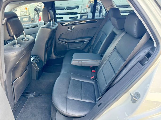 Used Mercedes-Benz E-Class 350 IV (W212, S212, C207), 3.5 l, 2010 in Dubai by Saeed Auto, White color. Japanese Specs | AUTO.AE