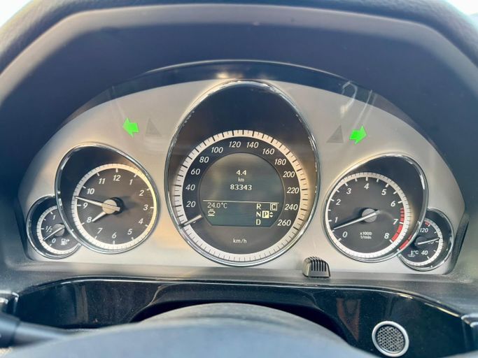 Used Mercedes-Benz E-Class 350 IV (W212, S212, C207), 3.5 l, 2010 in Dubai by Saeed Auto, White color. Japanese Specs | AUTO.AE