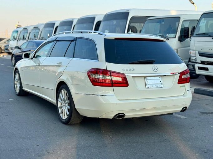 Used Mercedes-Benz E-Class 350 IV (W212, S212, C207), 3.5 l, 2010 in Dubai by Saeed Auto, White color. Japanese Specs | AUTO.AE