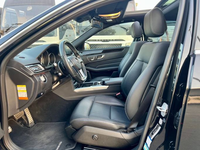 Подержанный Mercedes-Benz E-Class 300 IV (W212, S212, C207) Рестайлинг, 3.5 л, 2015 в Дубае от Saeed Auto Черный цвет. Японская | AUTO.AE