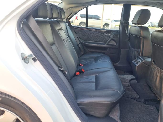 Подержанный Mercedes-Benz E-Class 320 II (W210, S210) Рестайлинг, 3.2 л, 2000 в Дубае от Saeed Auto Белый цвет. Японская | AUTO.AE