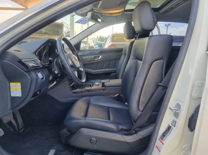 Подержанный Mercedes-Benz E-Class 300 IV (W212, S212, C207), 3.5 л, 2012 в Дубае от Saeed Auto Белый цвет. Японская | AUTO.AE