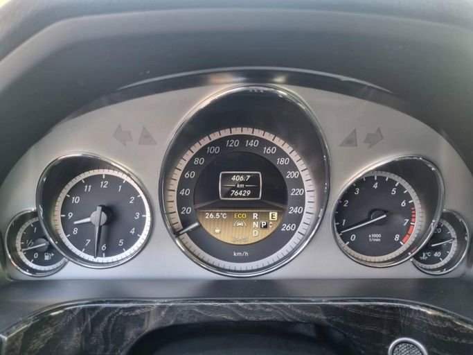 Подержанный Mercedes-Benz E-Class 300 IV (W212, S212, C207), 3.5 л, 2012 в Дубае от Saeed Auto Белый цвет. Японская | AUTO.AE