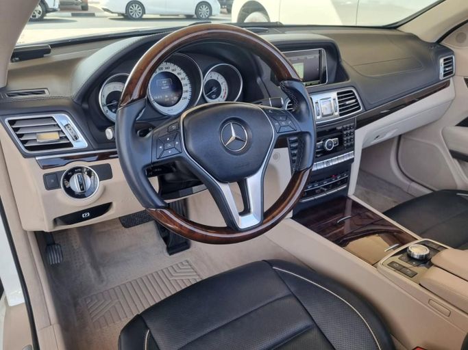 Used Mercedes-Benz E-Class 350 IV (W212, S212, C207) Facelift, 3.5 l, 2014 in Dubai by Saeed Auto, White color. Japanese Specs | AUTO.AE