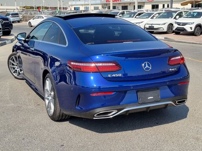 Подержанный Mercedes-Benz E-Class 450 V (W213, S213, C238) Рестайлинг, 3.0 л, 2021 в Дубае от Saeed Auto Синий цвет. Японская | AUTO.AE