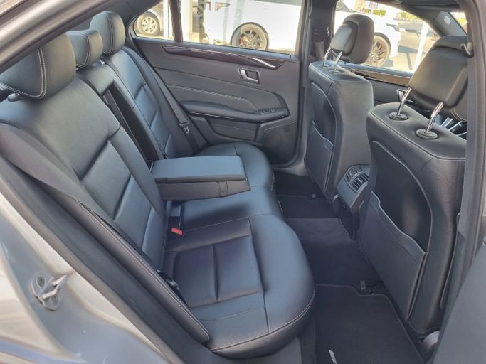 Подержанный Mercedes-Benz E-Class 300 IV (W212, S212, C207) Рестайлинг, 3.5 л, 2015 в Дубае от Saeed Auto Серый цвет. Японская | AUTO.AE